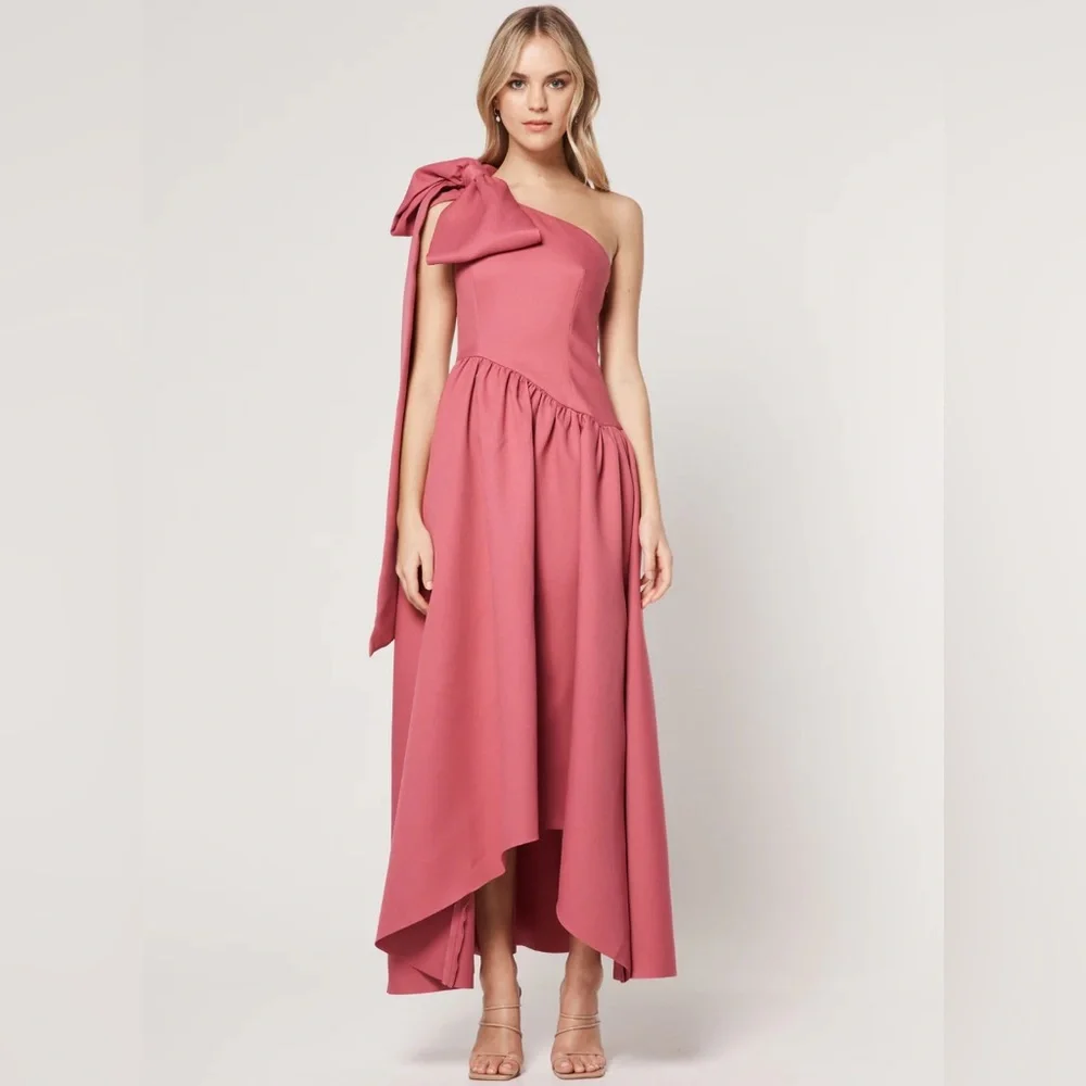Elliatt Liesel Dress in Berry, Small, NWT - Picture 1 of 8